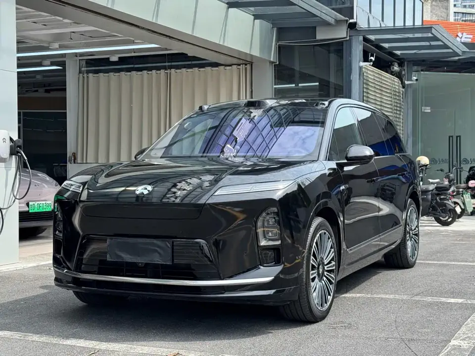 NIO ES8 Model 6-Seat Executive Luxury Edition 2025