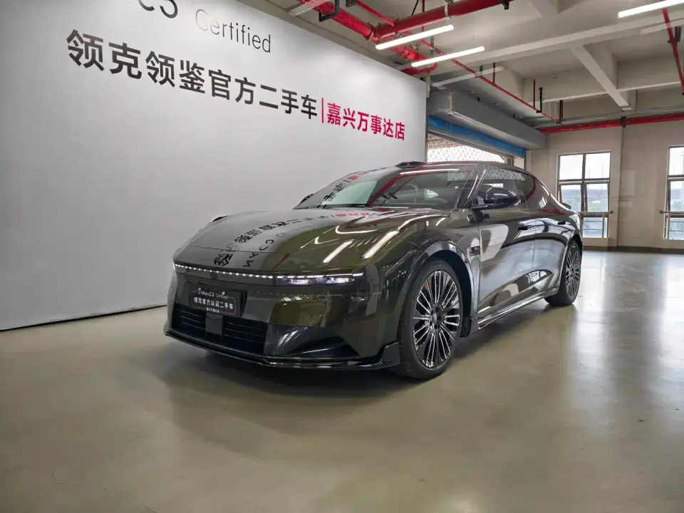 Lynk & Co 10 EM-P Facelift 240 AWD Ultra Sport Edition 2025