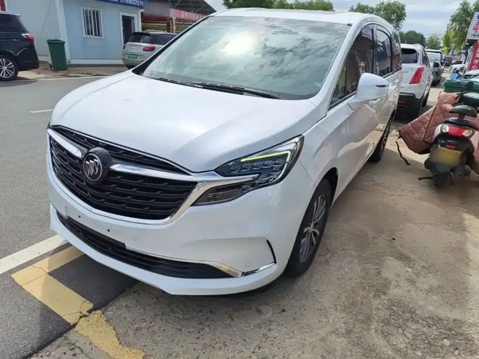 Buick GL8 ES Landmark 653T Premium 2022