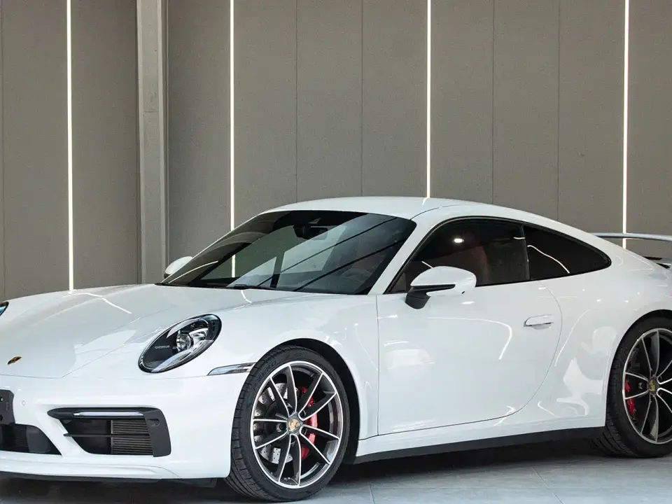 Porsche 911 Carrera 4S 3.0T 2024