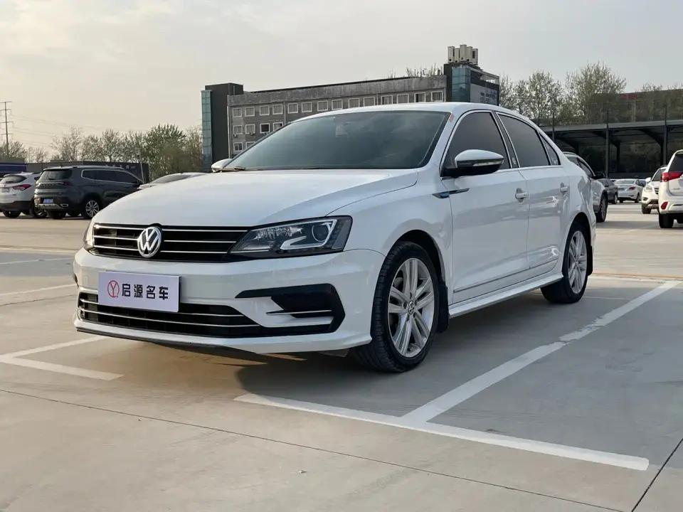 Volkswagen Sagitar 280TSI DSG Spark Edition 2019
