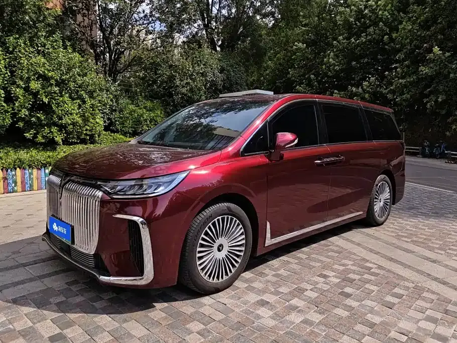 Voyah Auto Voyah Dreamer PHEV 4WD Kunpeng Premium Edition 2025