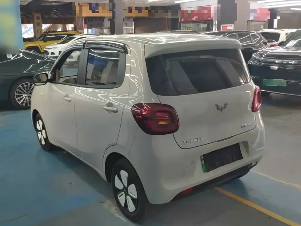 Wuling Motors Hongguang MINIEV 4-Door Advanced 2025 — фото 5