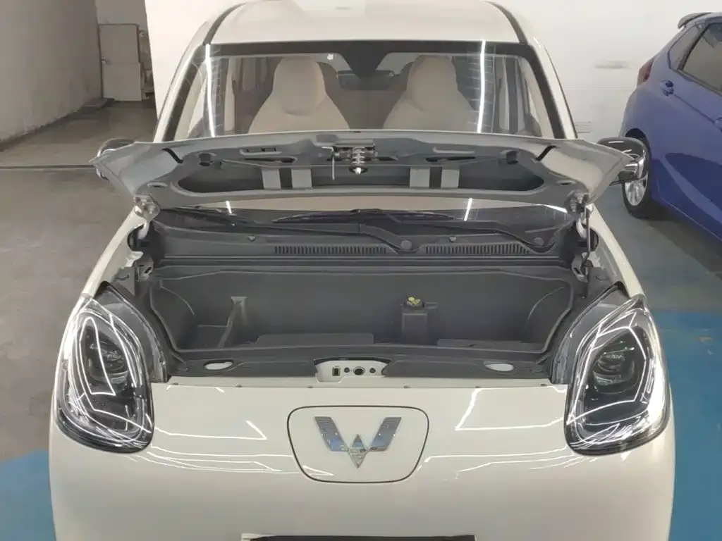 Wuling Motors Hongguang MINIEV 4-Door Advanced 2025 — фото 20
