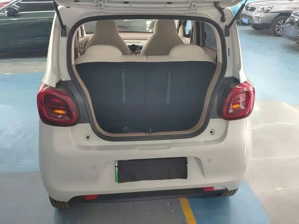 Wuling Motors Hongguang MINIEV 4-Door Advanced 2025 — фото 19