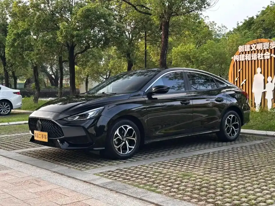 MG MG5 180DVVT CVT Youth Luxury Edition 2022
