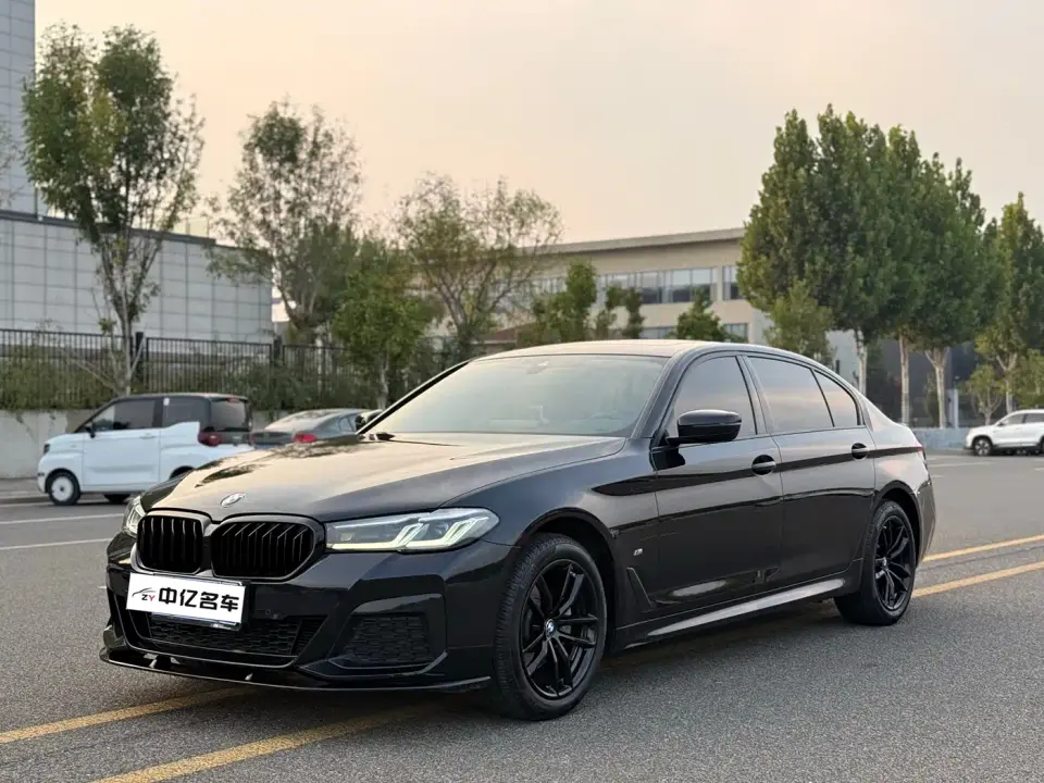 BMW 5 Series 525Li M Sport Package 2021