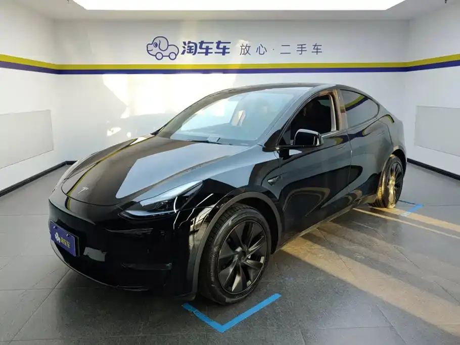 Tesla Model Y Long Range All-Wheel Drive Edition 2023