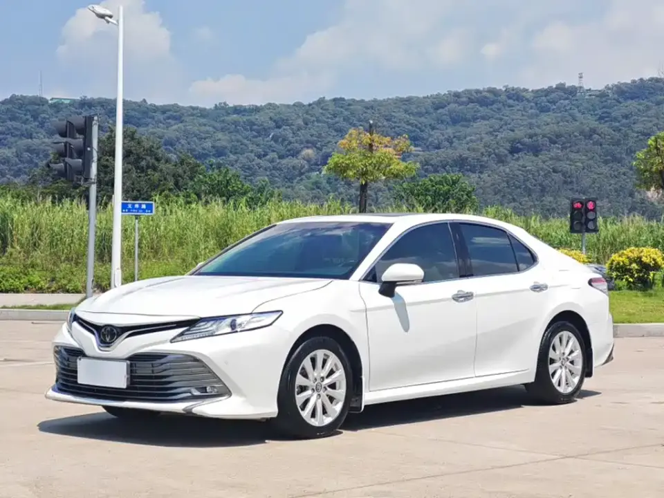 Toyota Camry 2.0G Luxury Edition China VI 2020