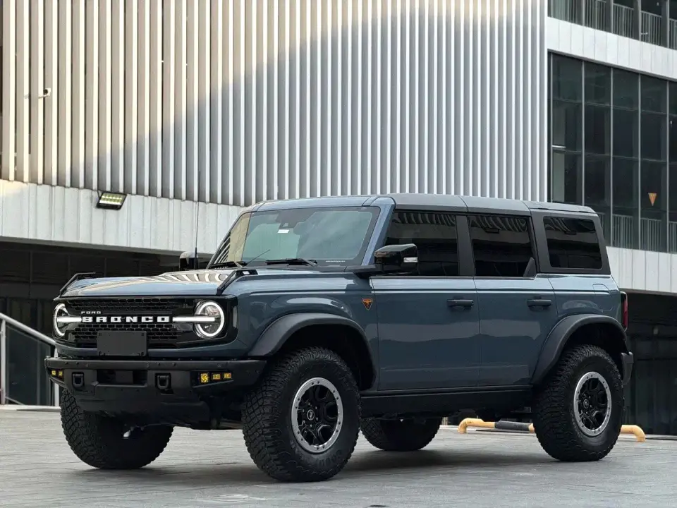 Ford Bronco 2.3T Badlands 2024