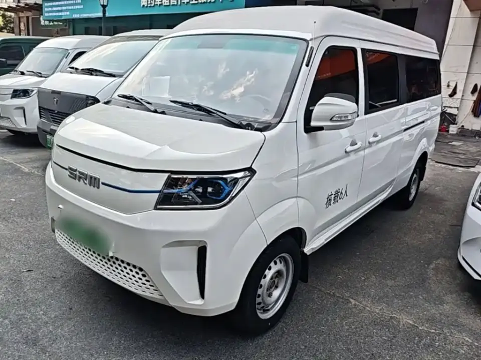 SRM Xinyuan Good Luck Voyage Edition BYD 42.3kWh 305km 6-seater 2025