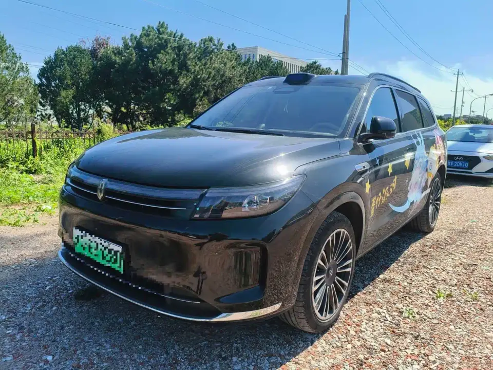 AITO Wenjie AITO M7 1.5T Smart Drive 4WD Ultra 5-seater 2025