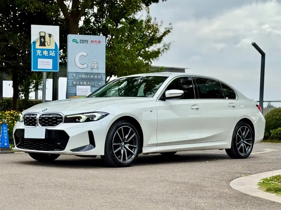 BMW 3 Series 325Li M Sport Package 2024