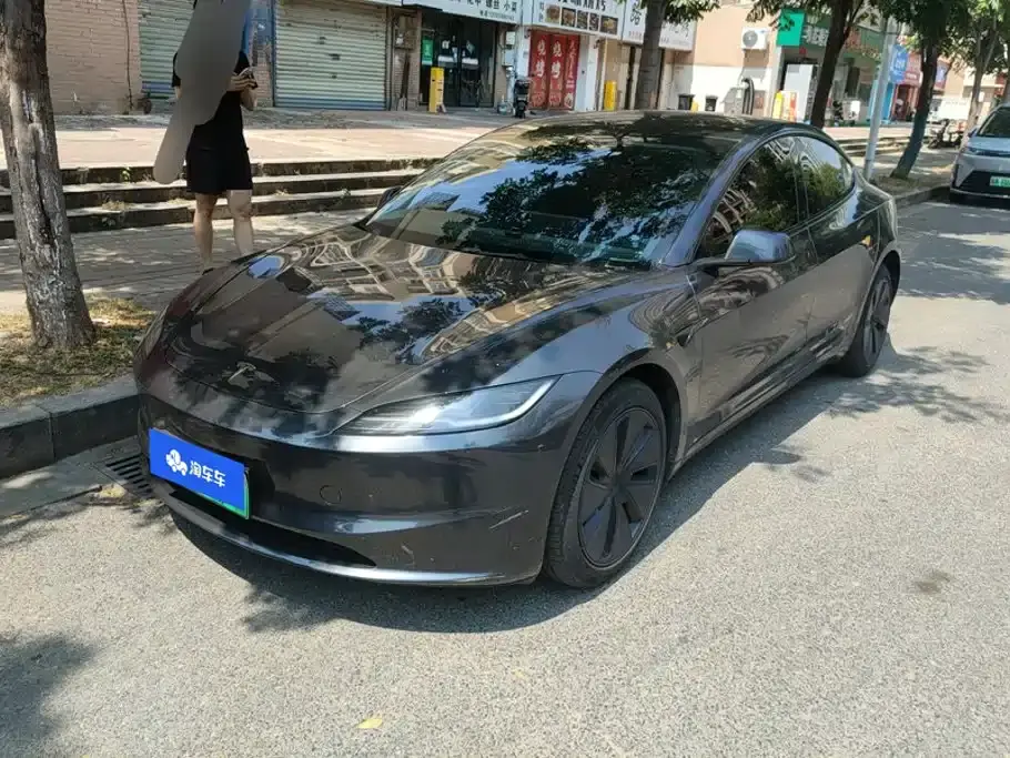 Tesla Model 3 Rear-Wheel Drive 2024