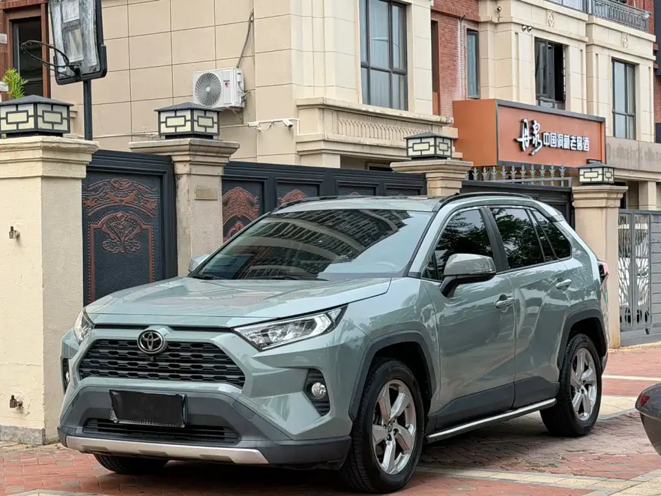 Toyota RAV4 Rongfang 2.0L CVT 2WD Trend 2021