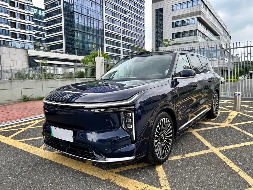 IM Motors IM LS9 Model 52kWh Base Version 2025