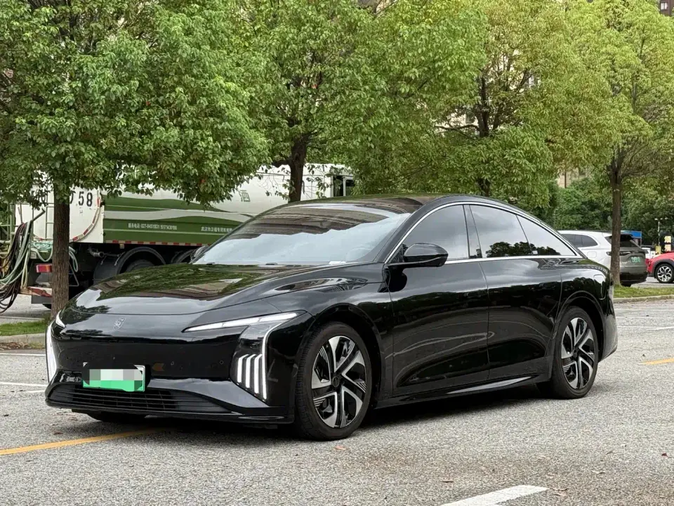 Dongfeng Fengxing Stellar S7 555 Luxury Edition 2025