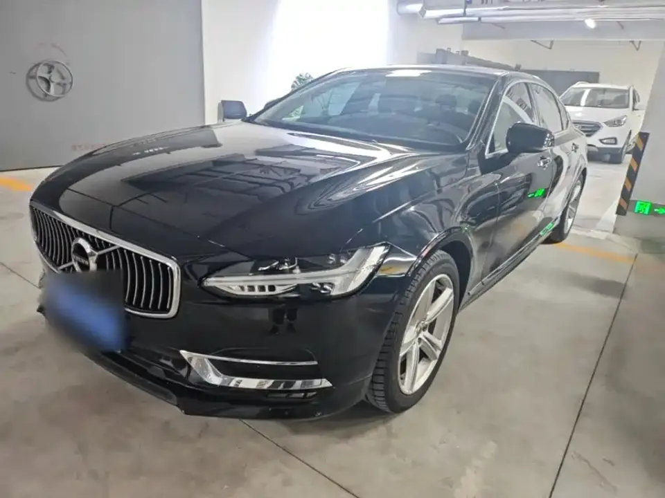 Volvo S90 T5 Momentum 2019