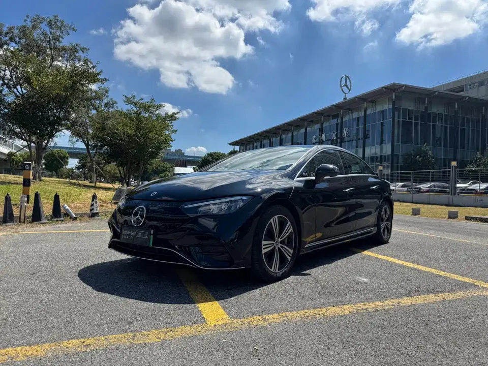 Mercedes-Benz EQE 500 4MATIC Pioneer 2025