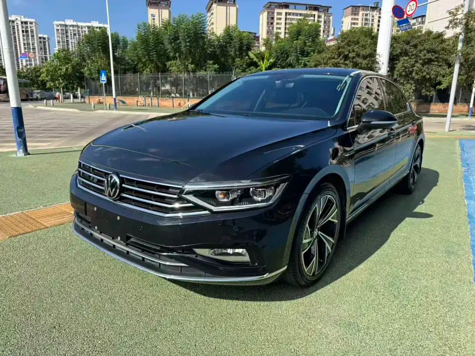 Volkswagen Magotan 330TSI DSG Luxury 2022