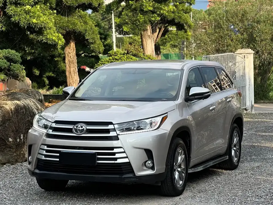Toyota Highlander 2.0T 4WD Elite 7-seater China VI 2020