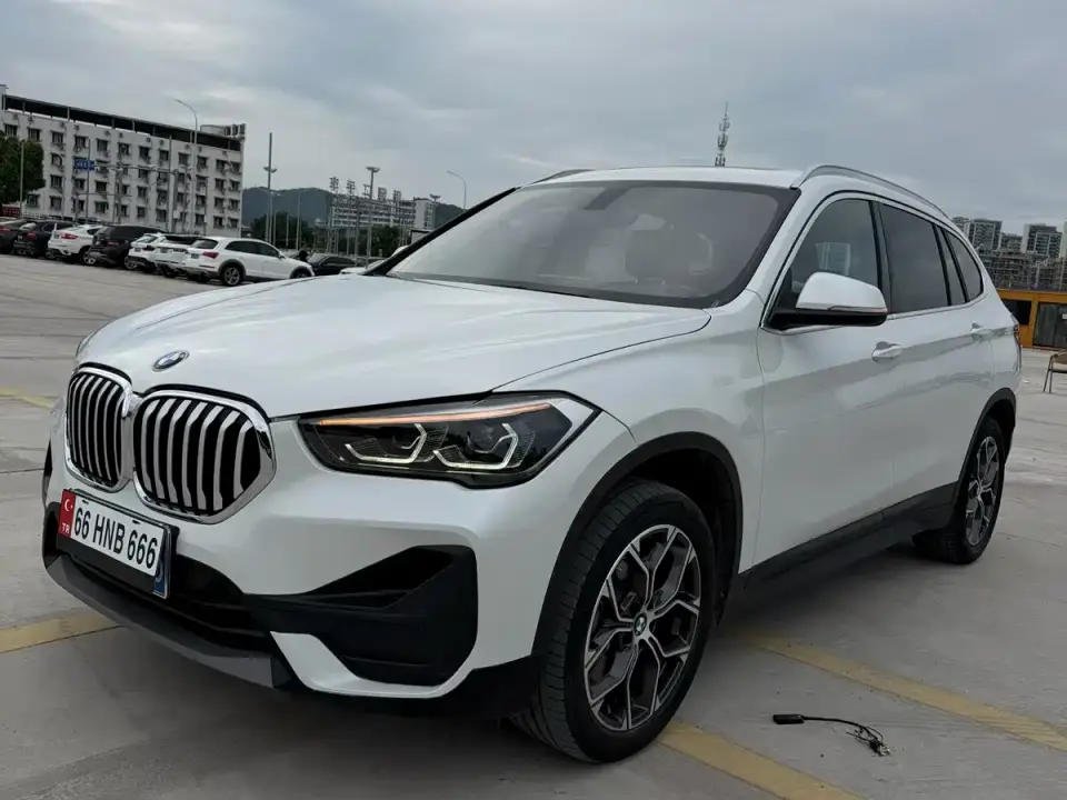 BMW X1 sDrive25Li Leading 2023