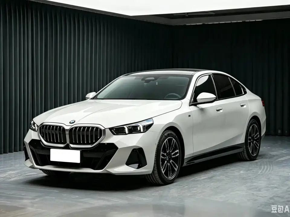 BMW 5 Series (Import) Model 525i M Sport Package 2025