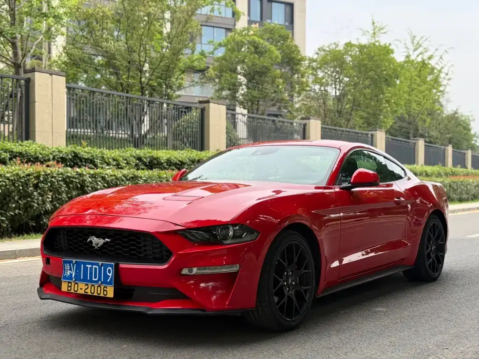 Ford Mustang 2.3L EcoBoost 2019