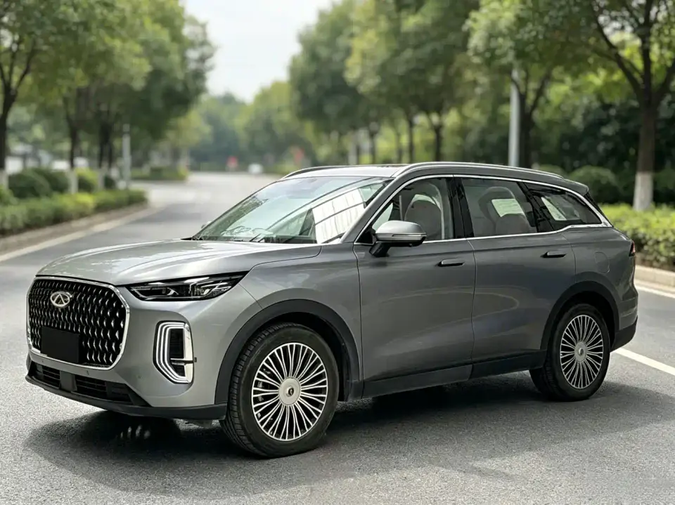 Chery Tiggo 8L 2.0T 2WD Premium 5-seater 2025