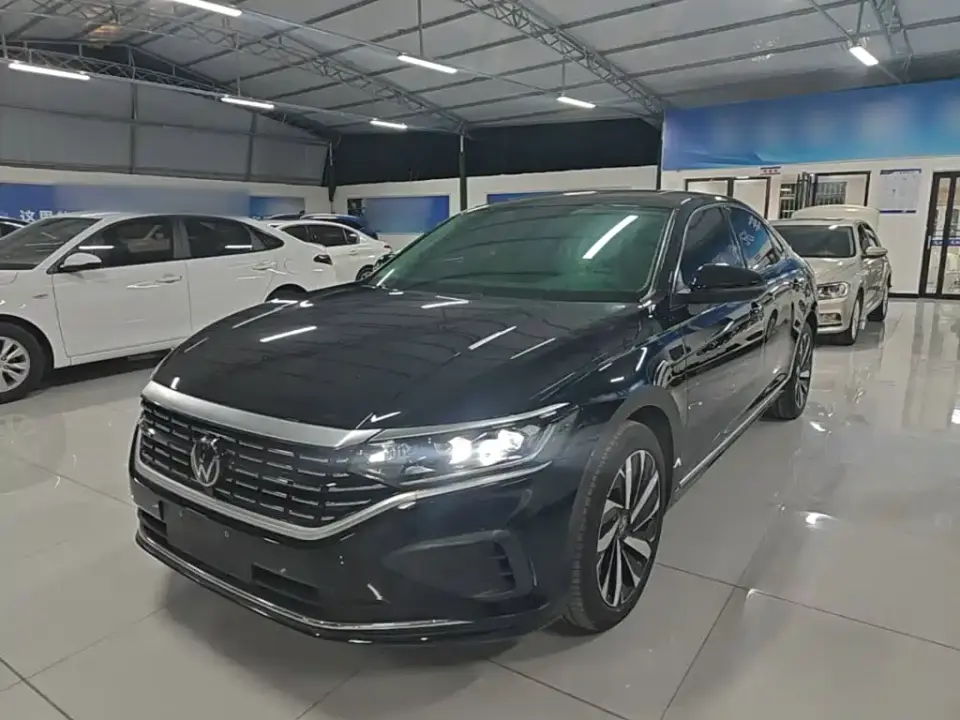 Volkswagen Passat Outstanding 330TSI Elite Edition 2025
