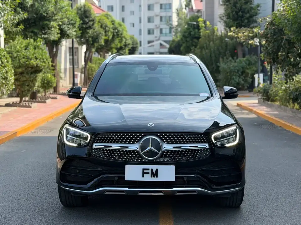 Mercedes-Benz GLC-Class Model GLC 260 L 4MATIC Dynamic Edition 2022