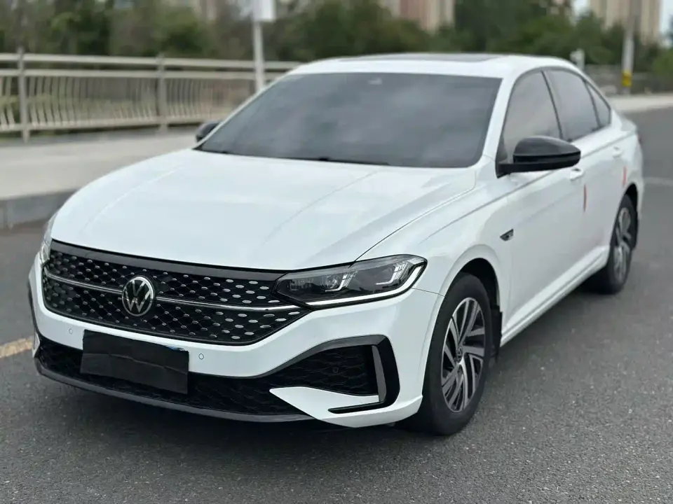 Volkswagen Lavida Model 300TSI DSG Starlight Leading Edition 2024
