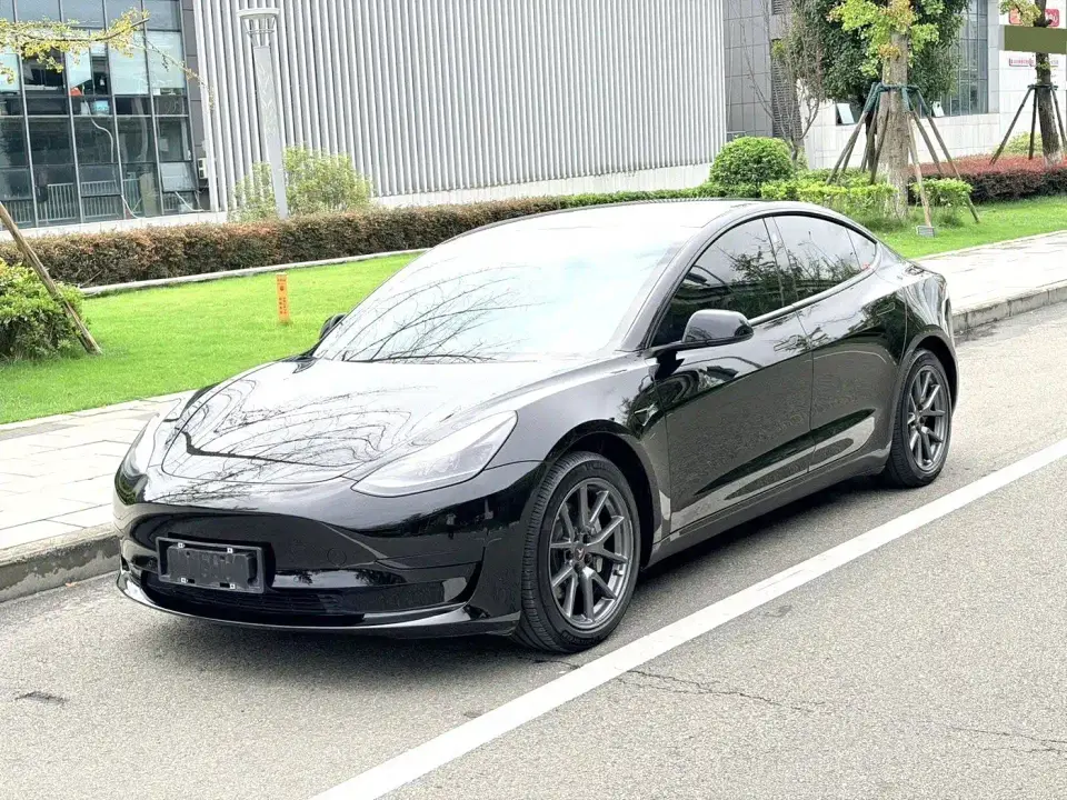 Tesla Model 3 Standard Range Rear-Wheel Drive Upgrade 2021