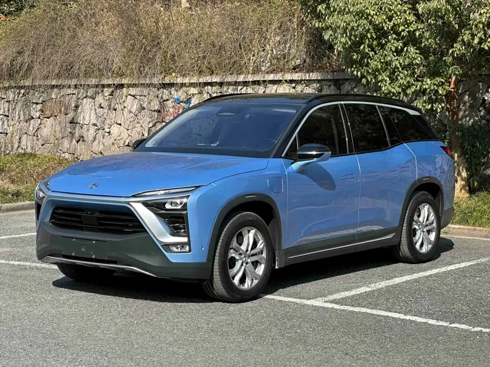NIO ES8 355KM Base Model 7-Seater Version 2019