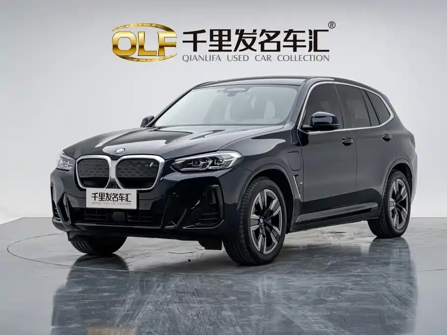 BMW iX3 Facelift Leading Model 2022
