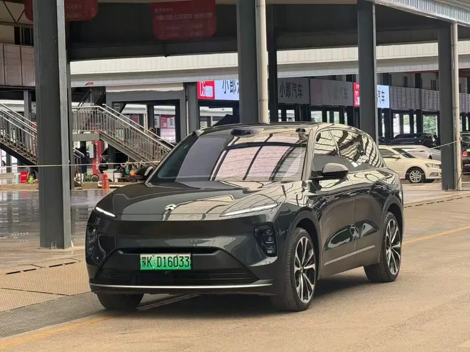 NIO ES8 100kWh Signature Edition 2025