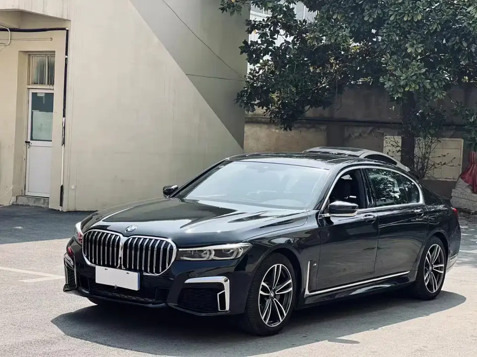 BMW 7 Series Model 730Li M Sport Package 2021