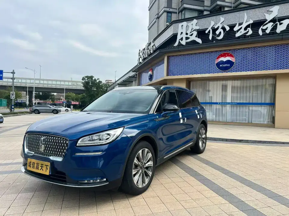 Lincoln Adventurer 2.0T AWD Premium Edition 2022