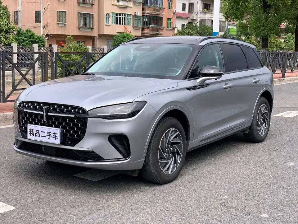 Lincoln Adventurer 1.5T 2WD Premium Hybrid 2024
