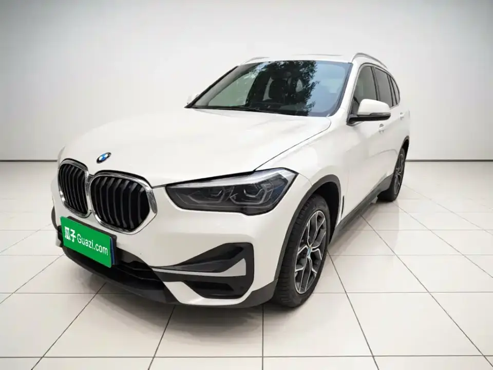 BMW X1 sDrive25Li Leading 2021