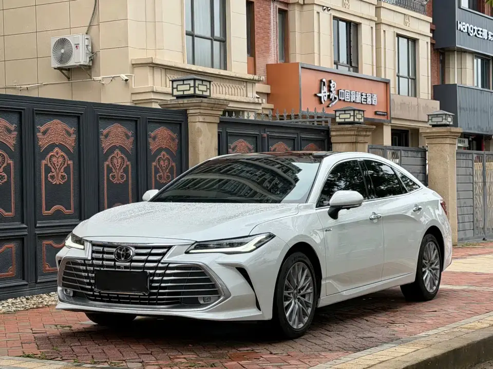 Toyota Avalon Model Hybrid 2.0L Prestige Edition 2025