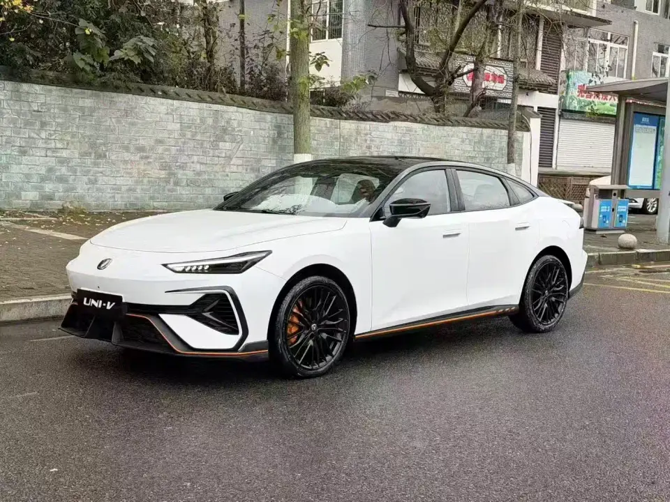 Changan UNI-V 2.0T Sport Version 2025