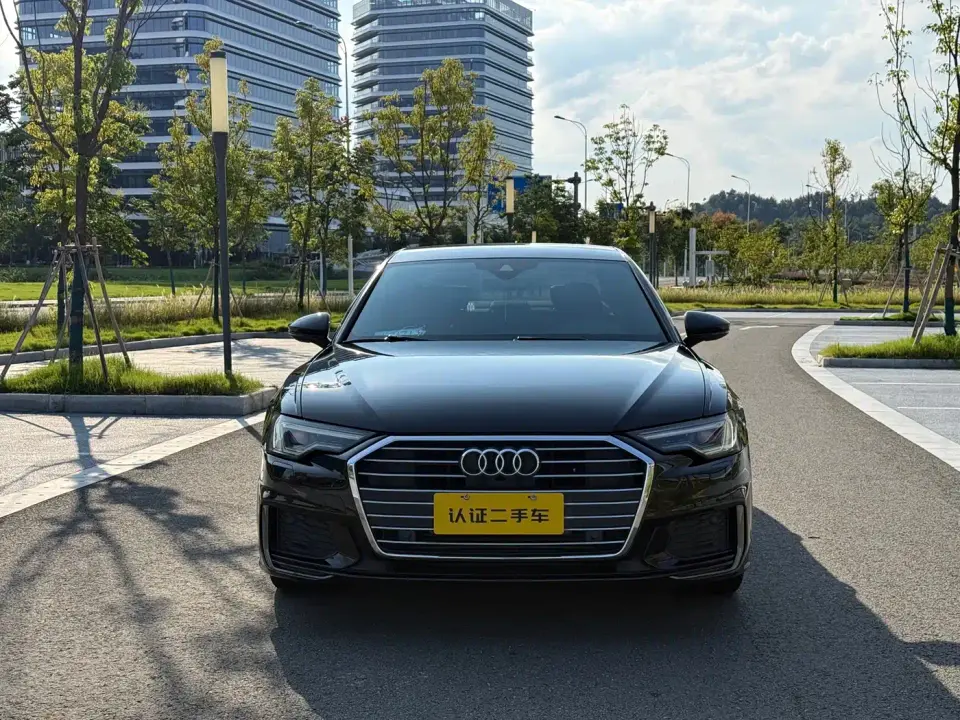 Audi A6L 40 TFSI Luxury Dynamic 2019