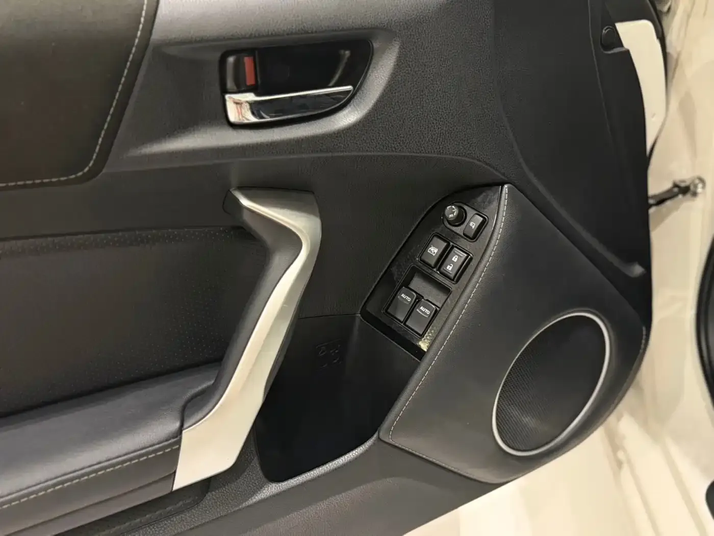 Toyota 86 2.0L Manual Luxury Edition 2019 — фото 10