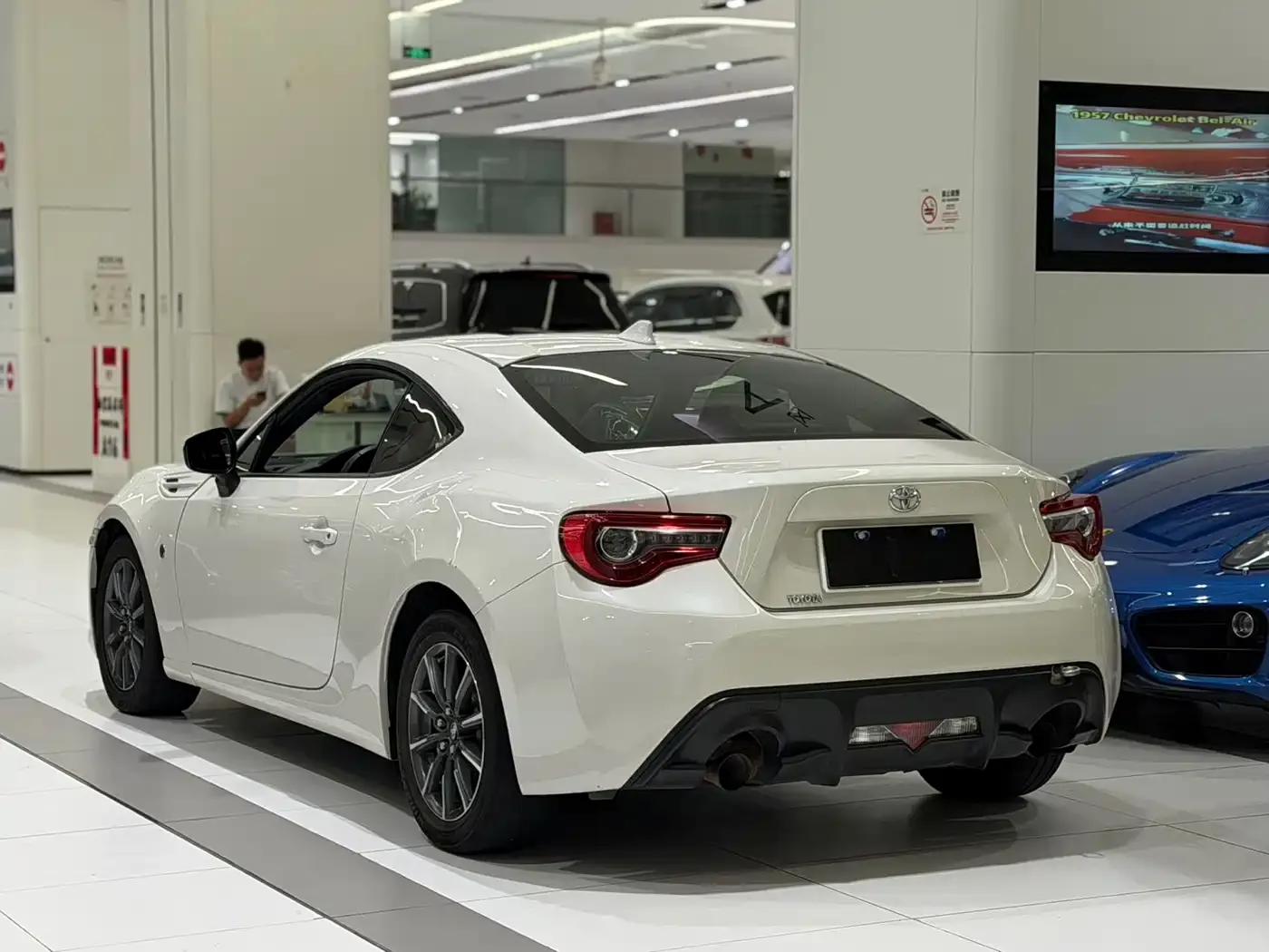 Toyota 86 2.0L Manual Luxury Edition 2019 — фото 4