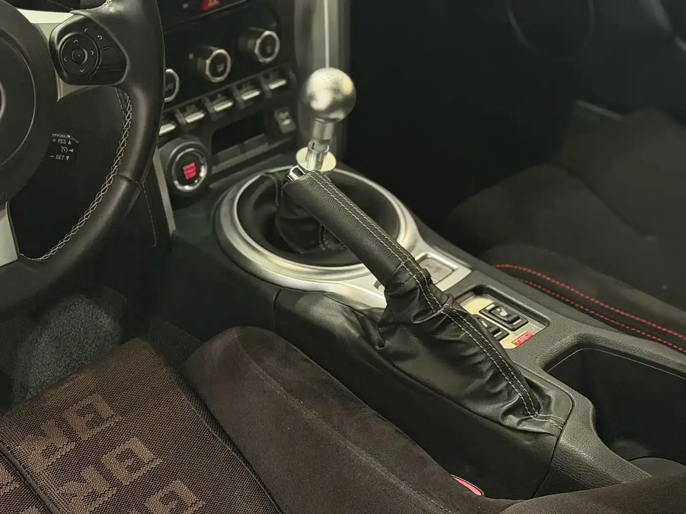 Toyota 86 2.0L Manual Luxury Edition 2019 — фото 8