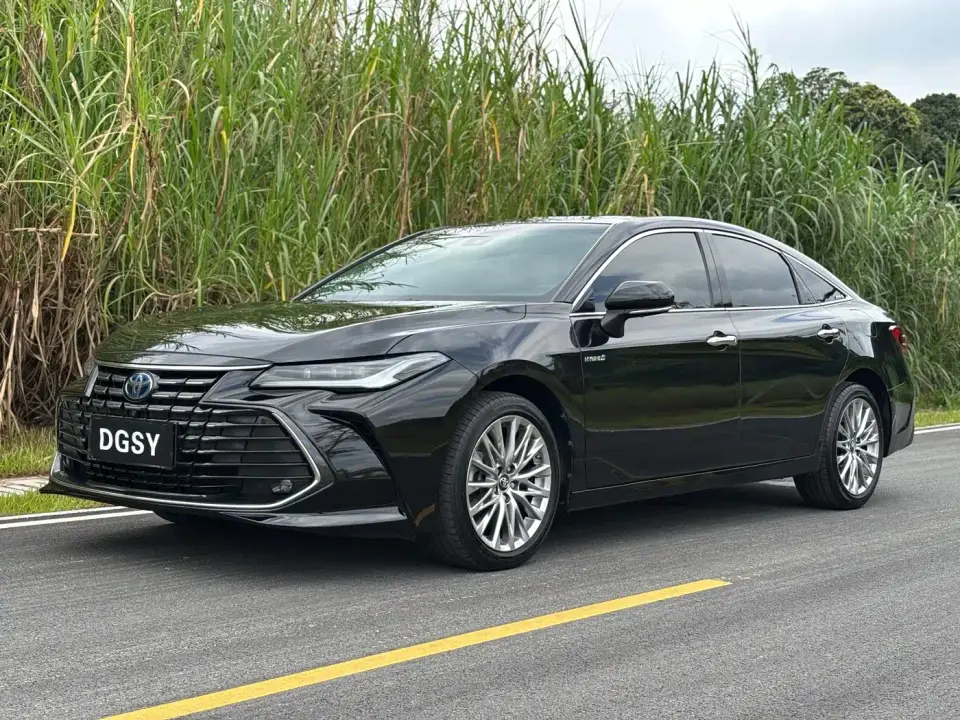 Toyota Avalon Hybrid 2.5L XLE Premium Edition 2023