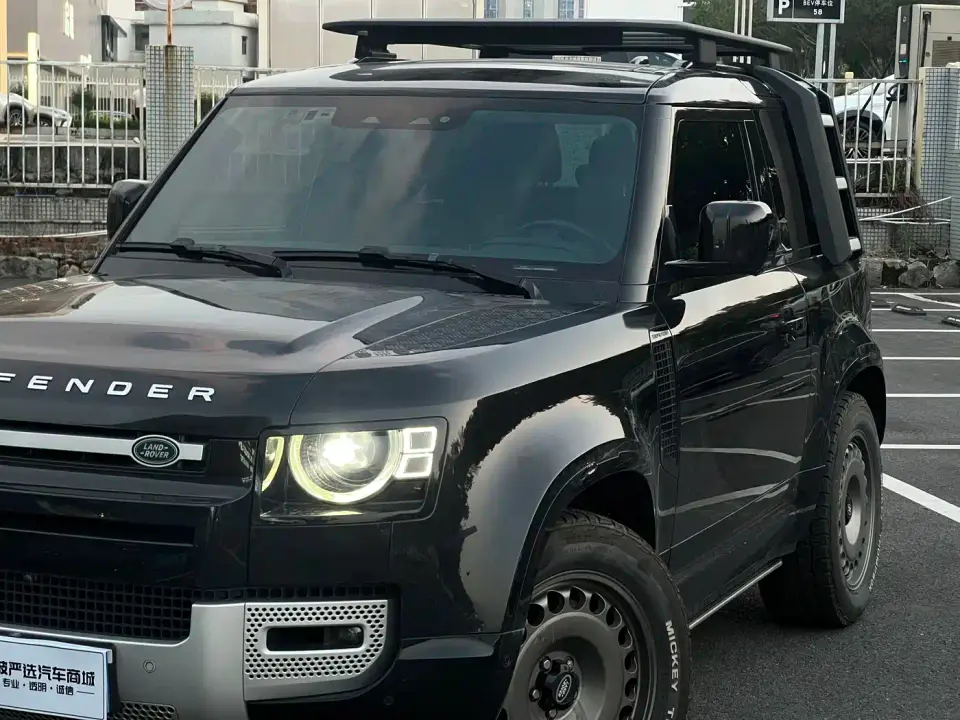 Land Rover Defender Model 90 3.0T P400 XS 2021