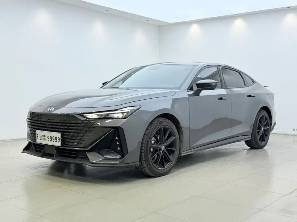 Changan UNI-V 1.5T Premium Model 2022