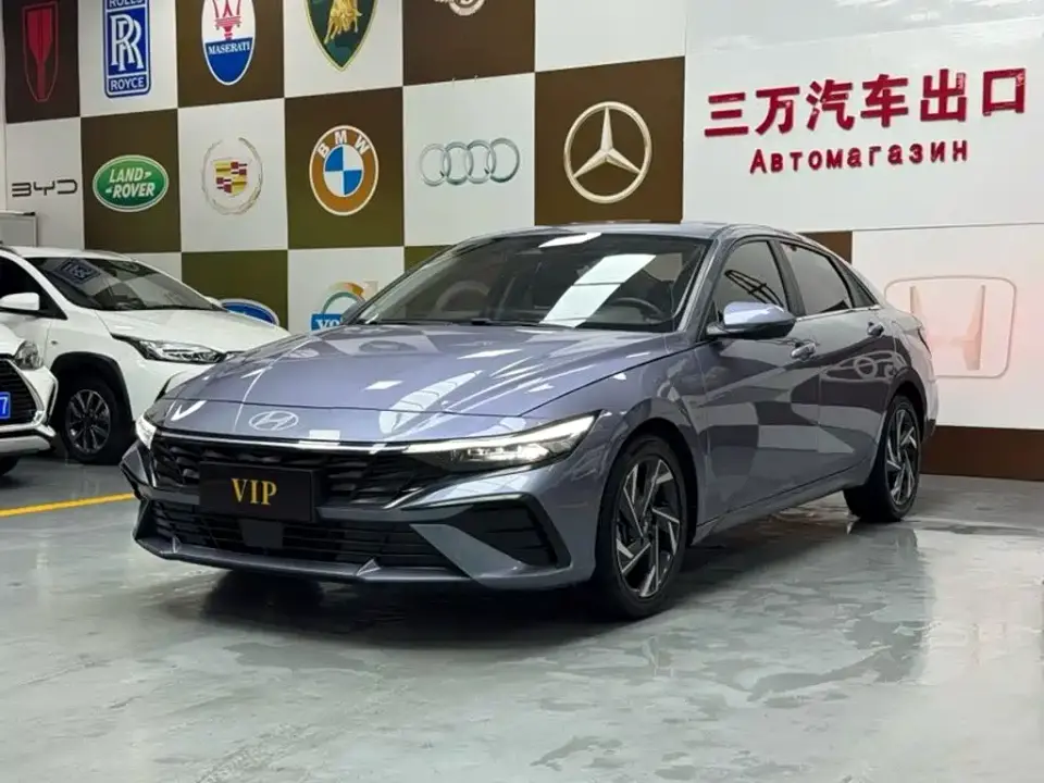 Hyundai Elantra Model 1.5L CVT LUX Premium Edition 2023